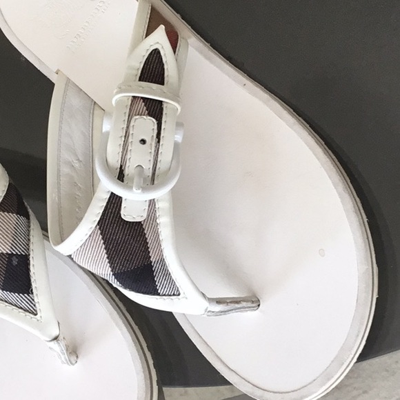 Authentic Burberry Sandals - Picture 2 of 4